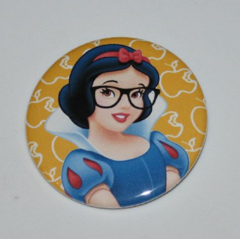 Meet your Posher, Corinne